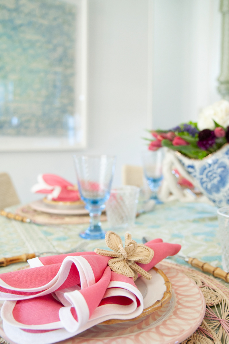 Details photo with table settings